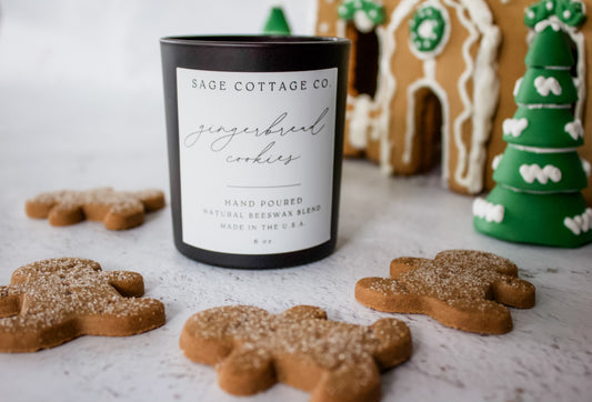 Gingerbread Cookies Beeswax Candle, 6 oz